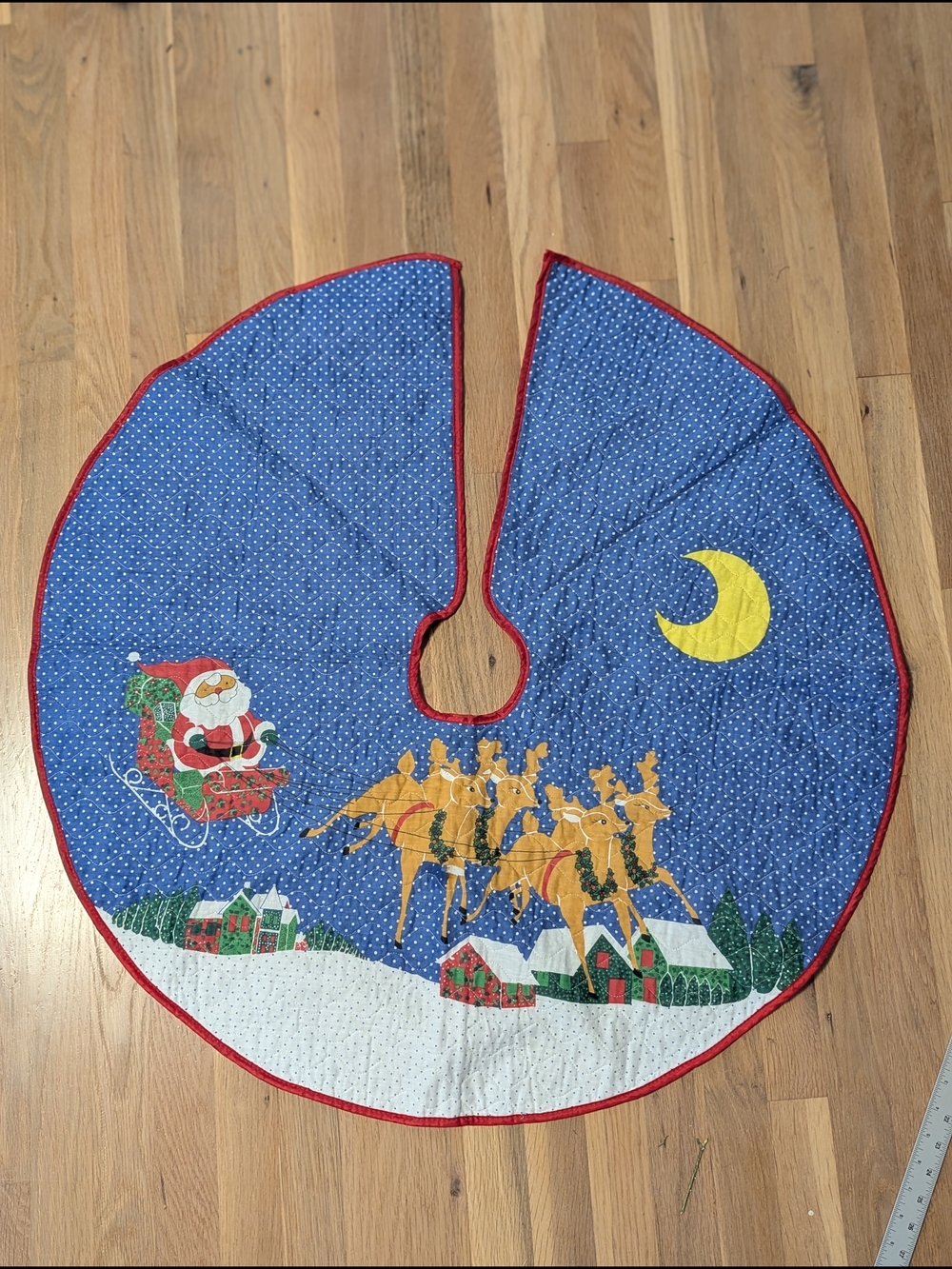 Quilted Christmas Tree Skirt Santa Sleigh Reindeer Stars Blue 35"